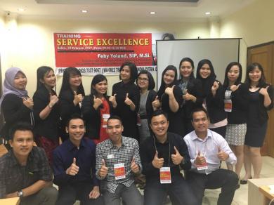 TRAINING "SERVICE EXCELLENCE"