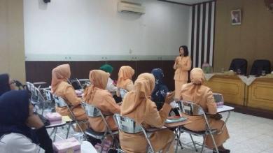 Pelatihan bersama Ibu-ibu Dharmawanita DPU Cipta Karya Sumsel
